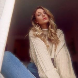 Meet your Posher, Kinley